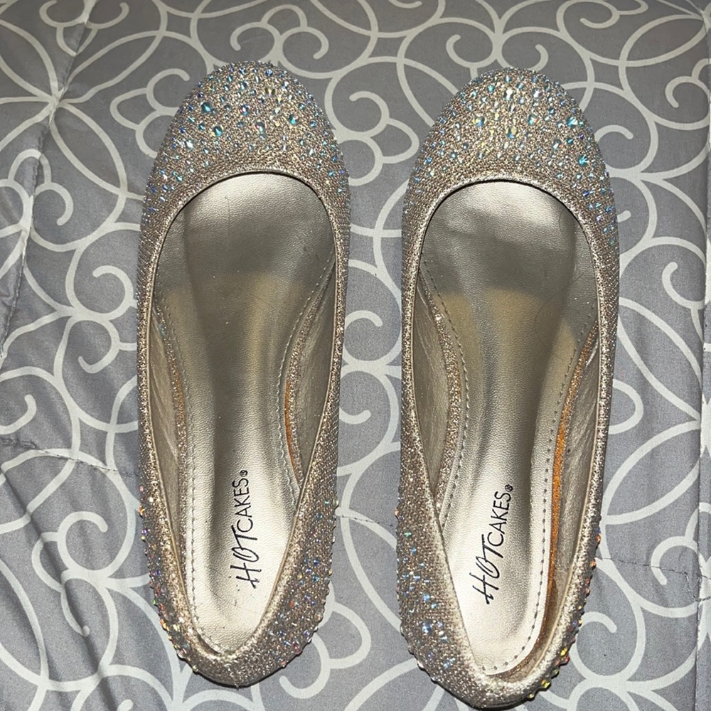 slip on dress shoes